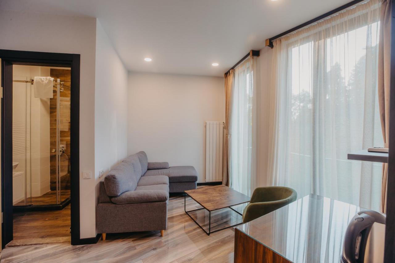 Capo Verde Hotel Μπατούμι Εξωτερικό φωτογραφία