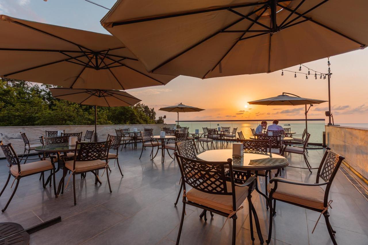 Capo Verde Hotel Μπατούμι Εξωτερικό φωτογραφία