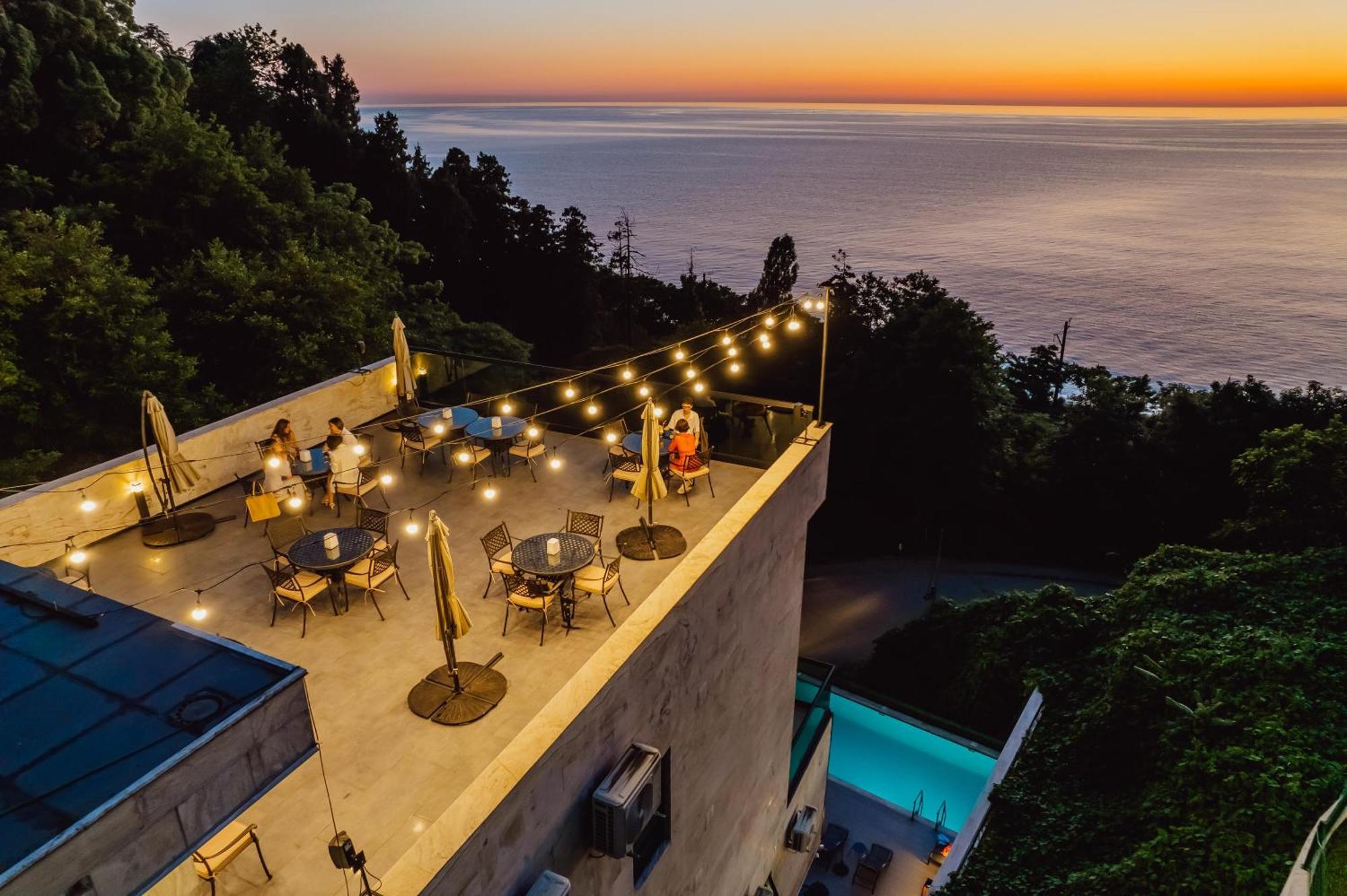 Capo Verde Hotel Μπατούμι Εξωτερικό φωτογραφία