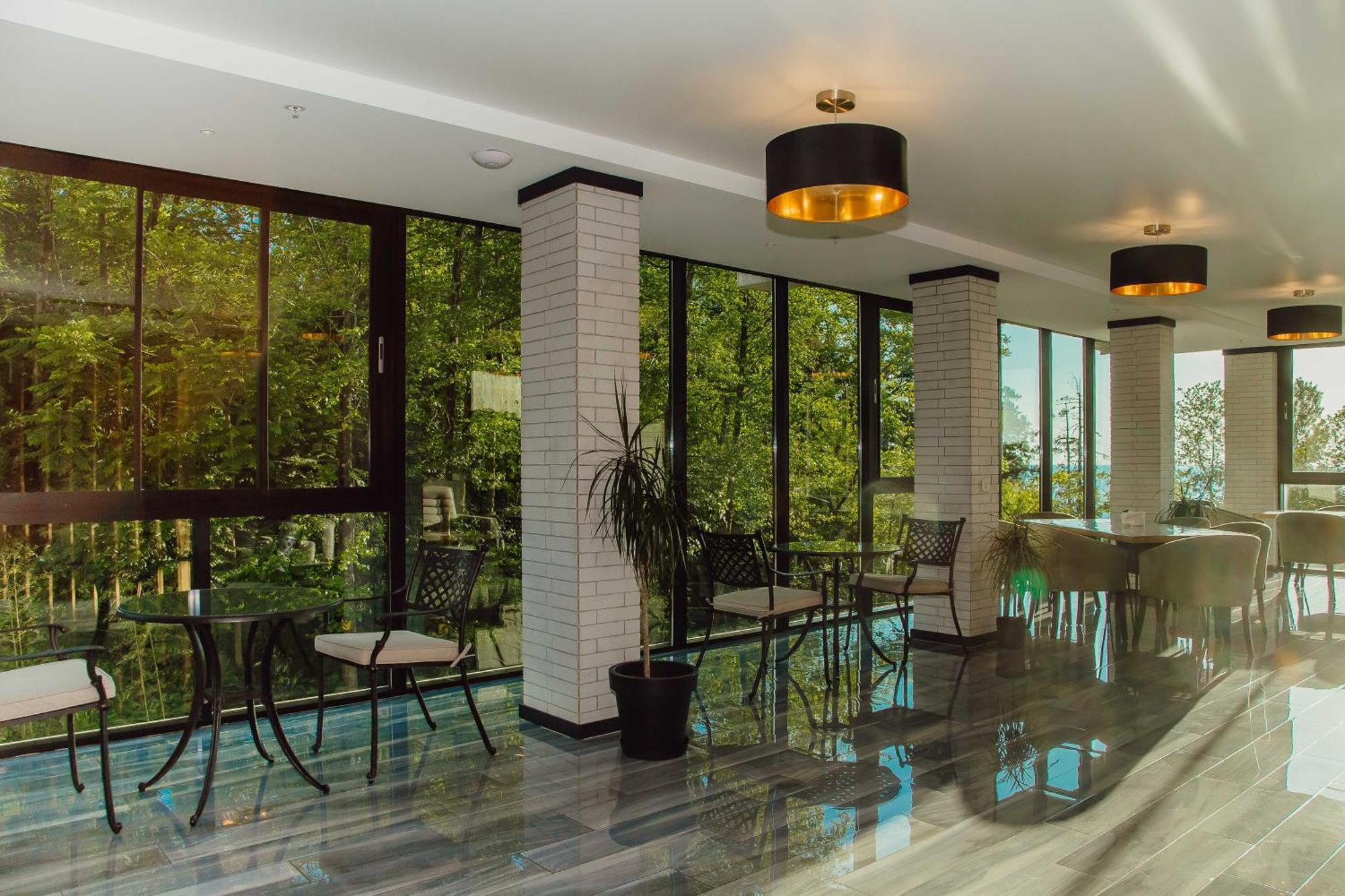 Capo Verde Hotel Μπατούμι Εξωτερικό φωτογραφία