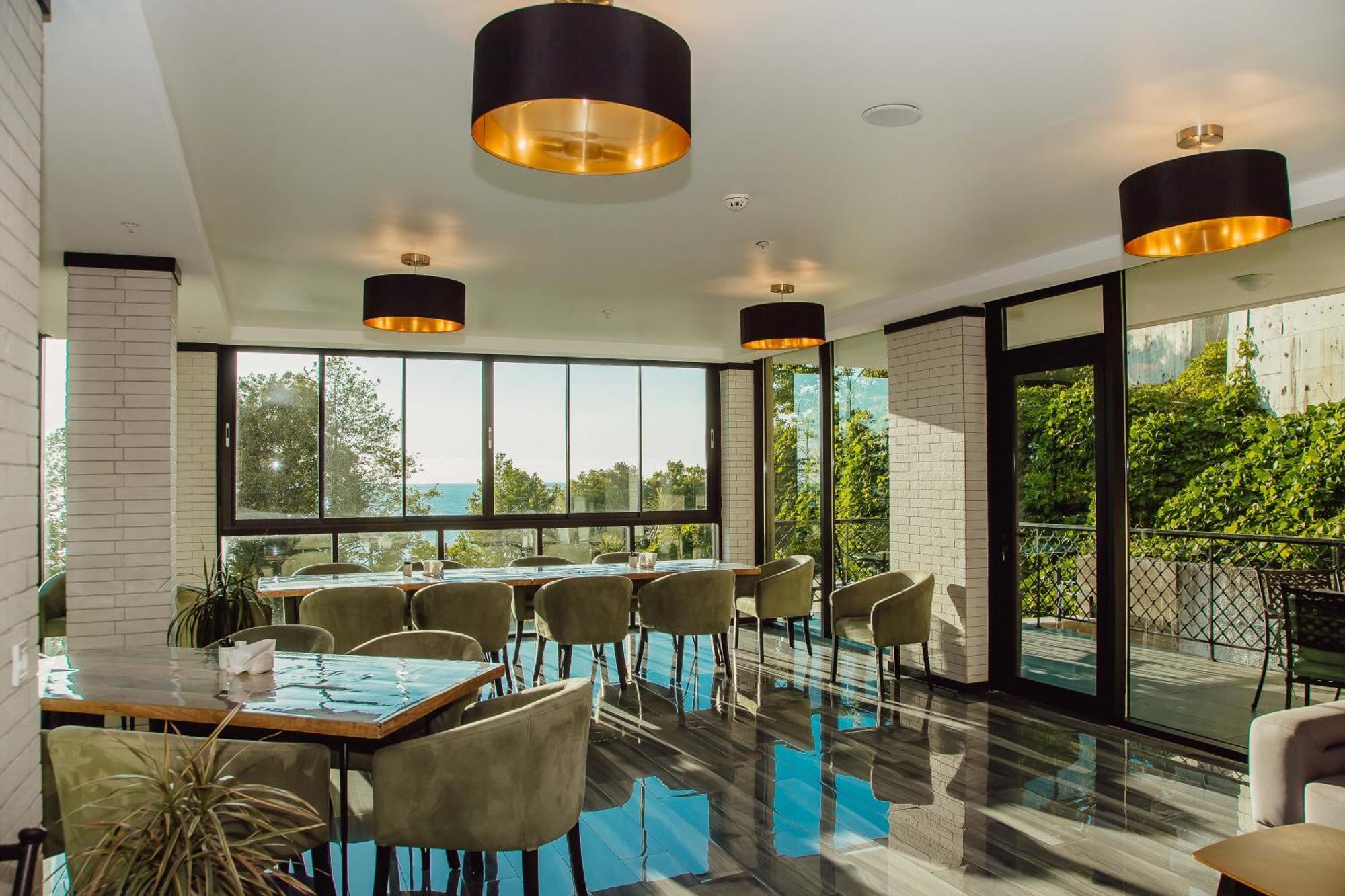 Capo Verde Hotel Μπατούμι Εξωτερικό φωτογραφία